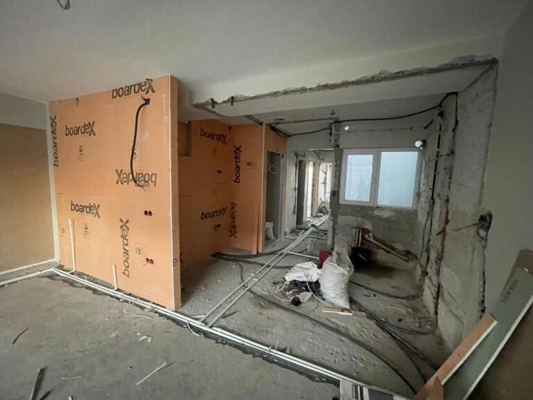 İSTANBUL İLİ BAKIRKÖY İLÇESİ’ NDE 1 ADET OFİS VE 2 ADET KONUT RESTORASYONU İŞİ