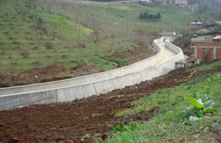 Fındıklı Abuçağlayan Deresi Taşkın Koruma İnşaatı